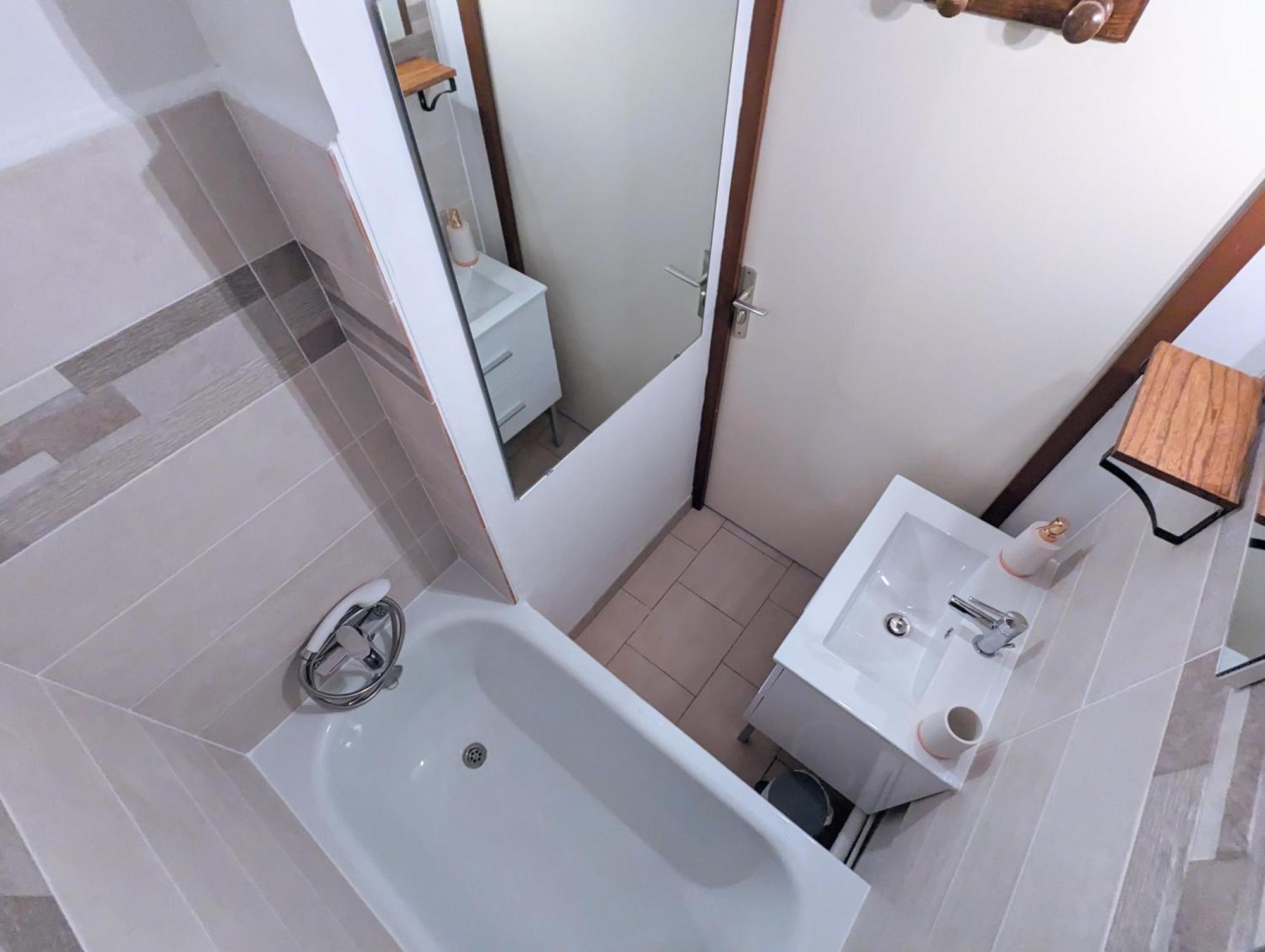Appartement Au Calme + Parking Agde Exterior foto