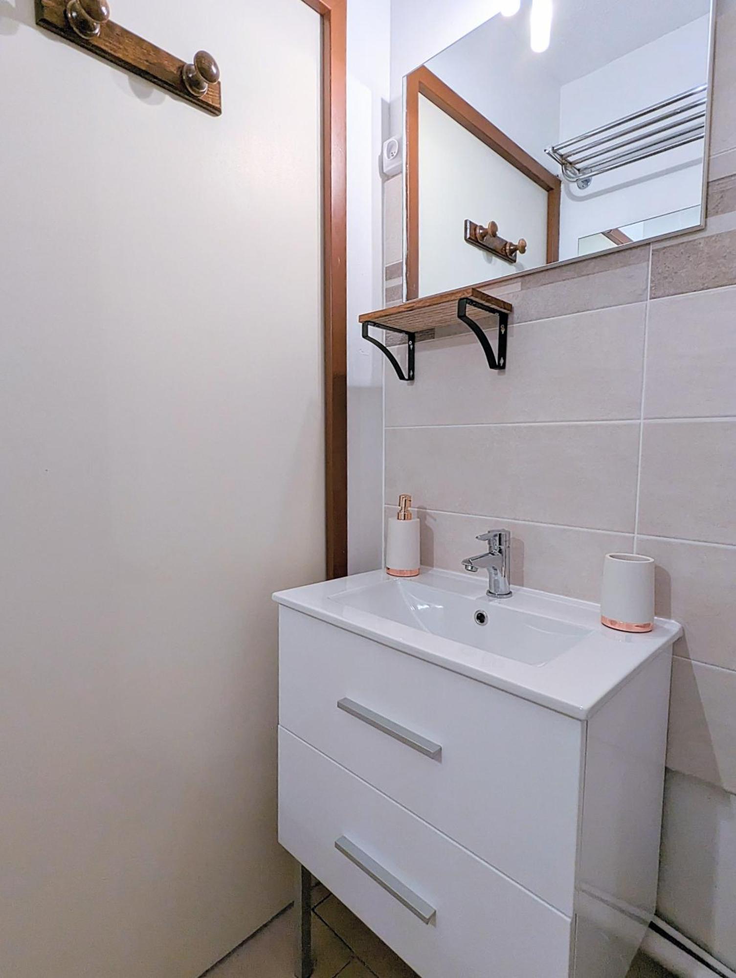 Appartement Au Calme + Parking Agde Exterior foto
