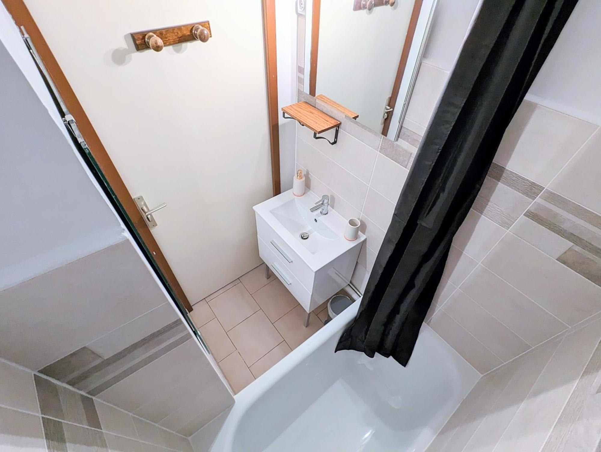 Appartement Au Calme + Parking Agde Exterior foto